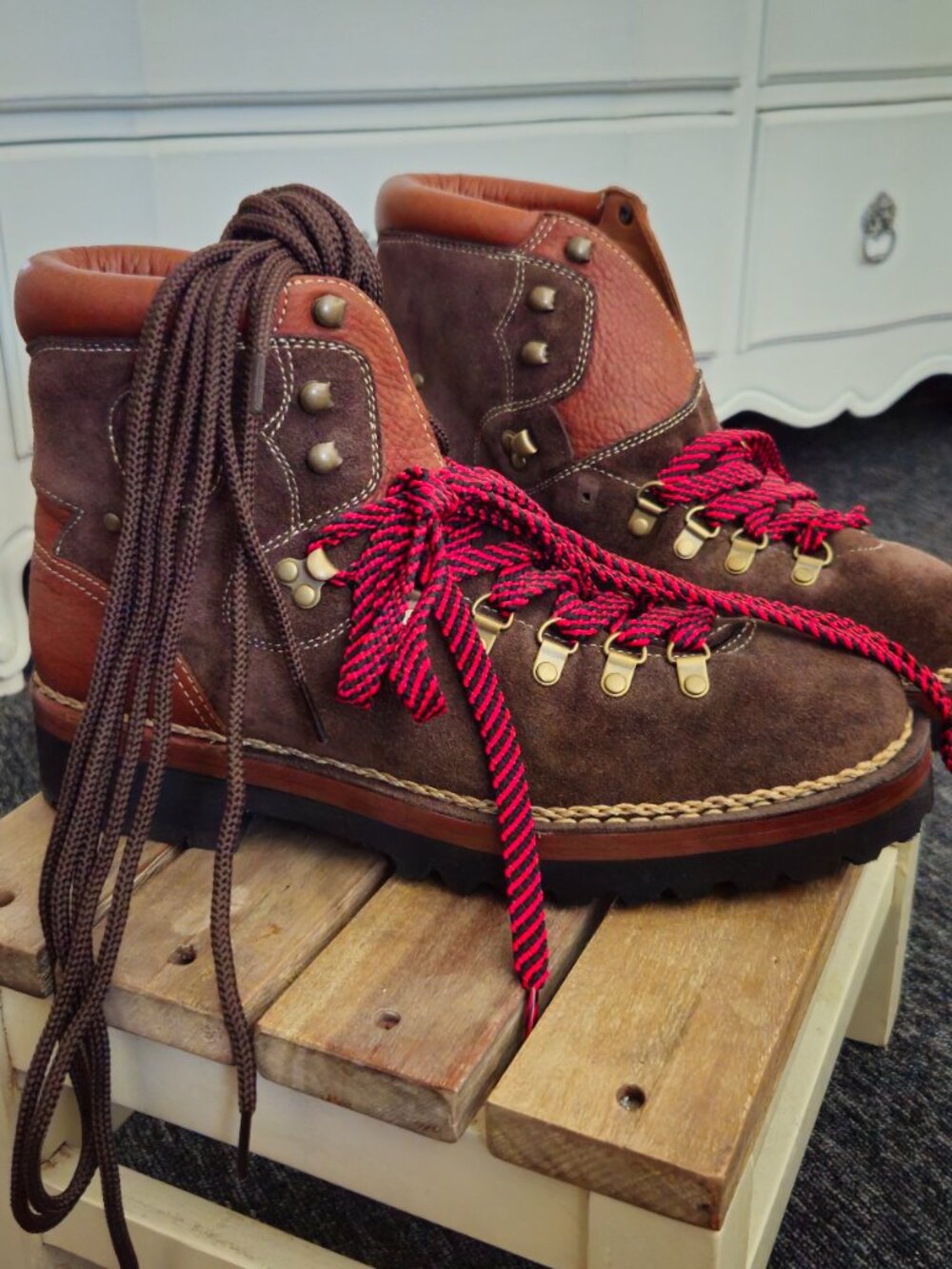 Polo Ralph Lauren Suede Hiking Boots - Picture 5 of 11